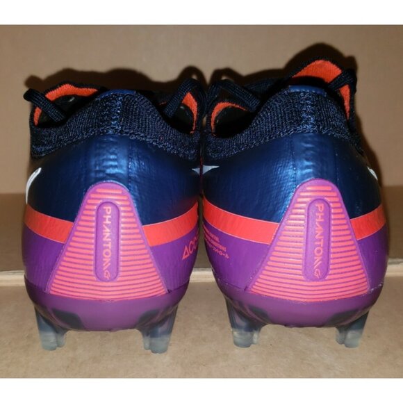 Athletic_Shoes